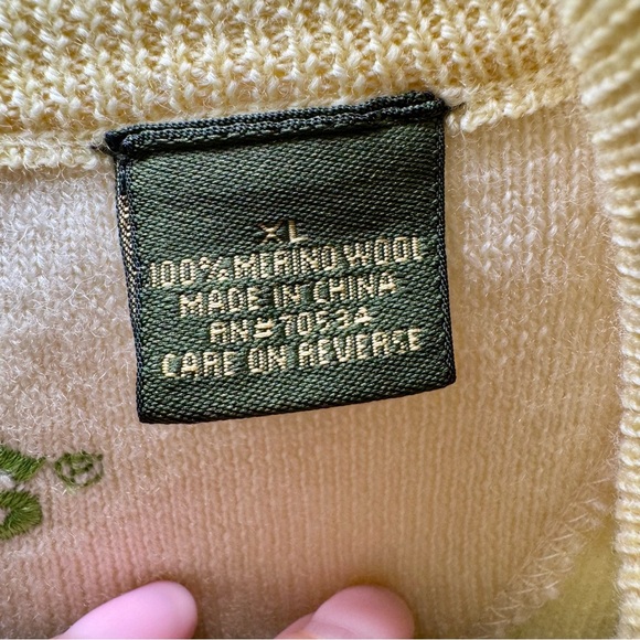 Orvis Merino Wool 1/4 Zip Sweater Vest Men's XL‎ Yellow Golf Fishing Hiking - Picture 3 of 4